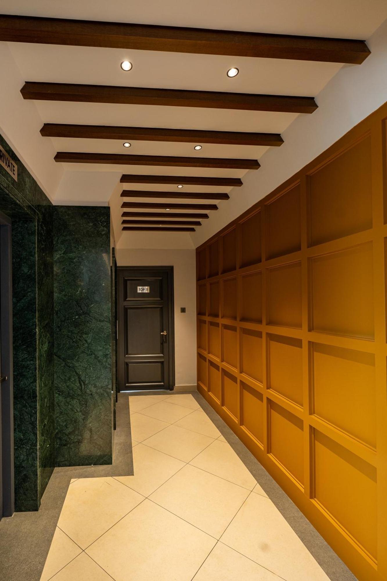 Court 11 By Dimora Hotel Kochi Exterior photo