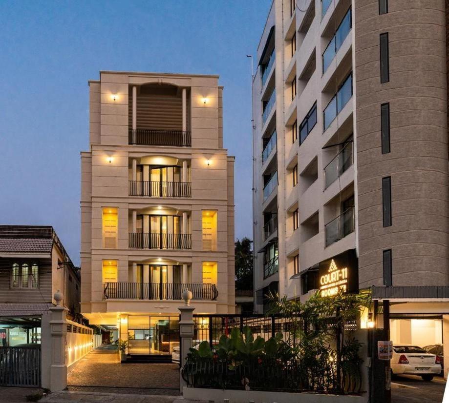 Court 11 By Dimora Hotel Kochi Exterior photo